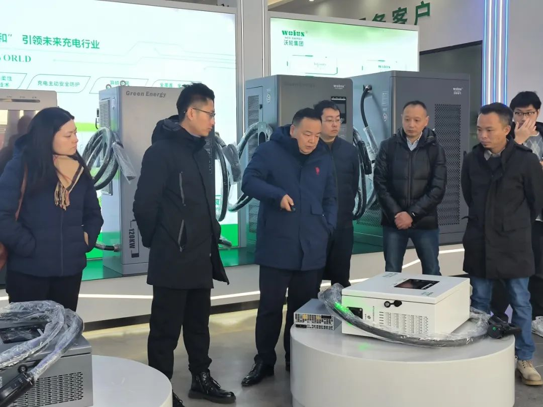 【Cooperation and Exchange】 Leaders from Chengdu Pilot Industrial Investment Co., Ltd. and the Management Committee of Qingbaijiang European Industrial City visited Wolun Electric for investigation and exchange.